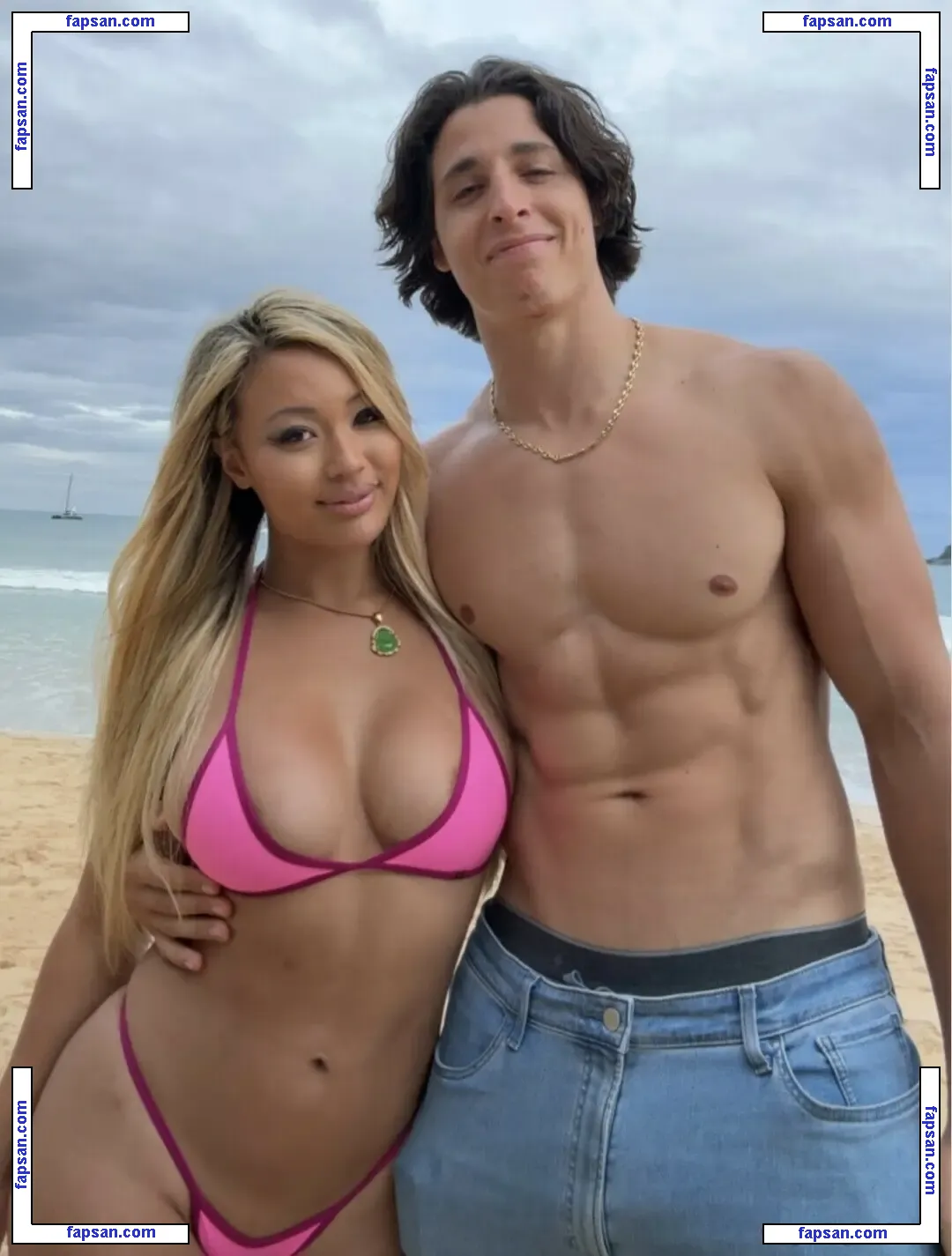 Vanessa Vae голая фото #0009 с Онлифанс