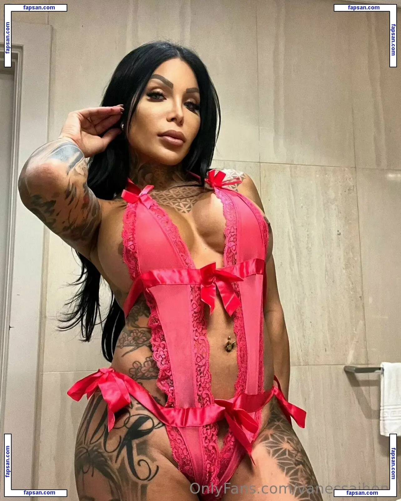 vanessajhons nude photo #0172 from OnlyFans