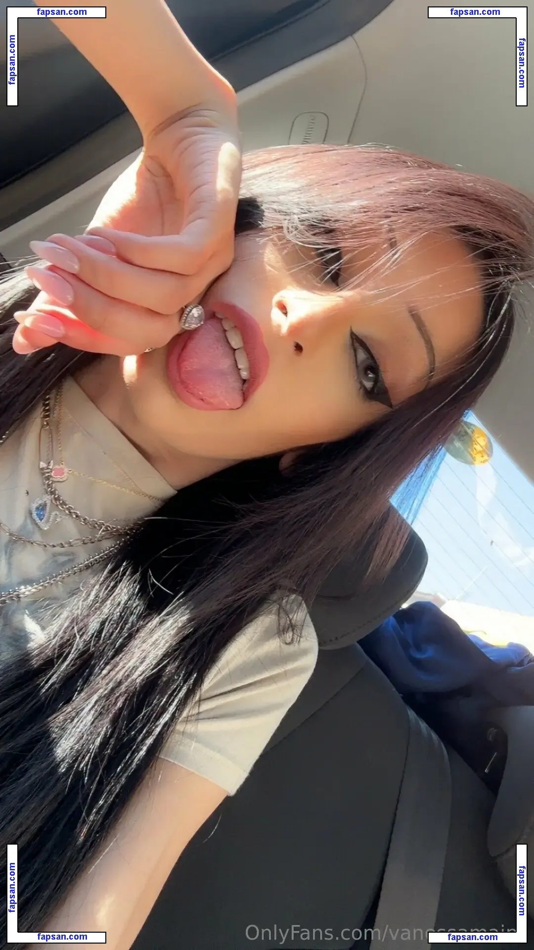 vanessamainz nude photo #0007 from OnlyFans