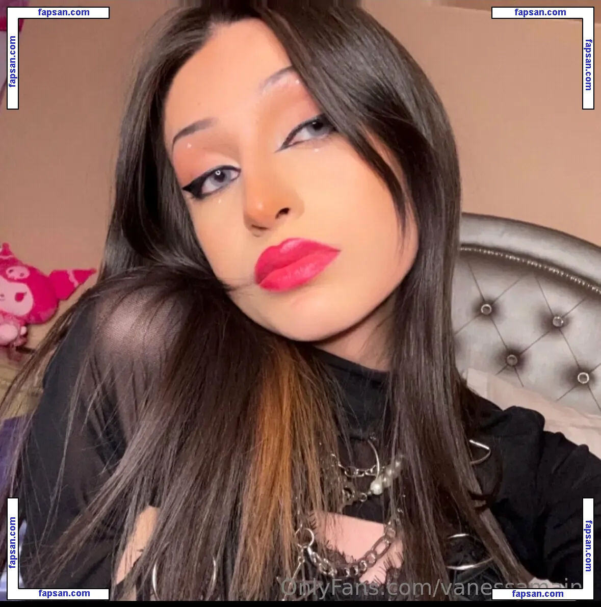 vanessamainz nude photo #0025 from OnlyFans