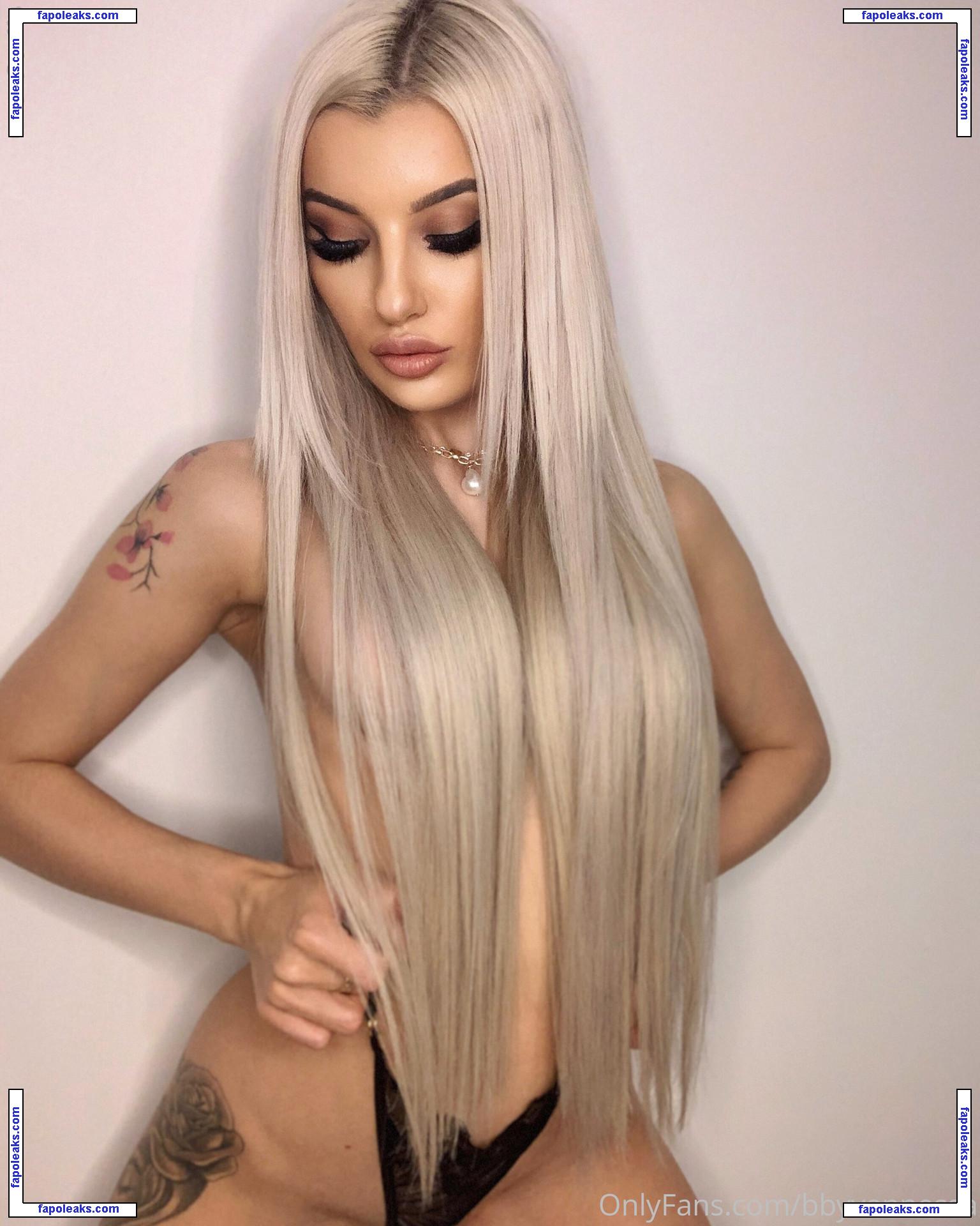 vanessavipp / iuliaponor / vanessa56221873 nude photo #0013 from OnlyFans