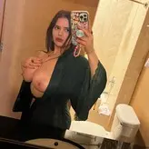 Vanessinator nude #0036