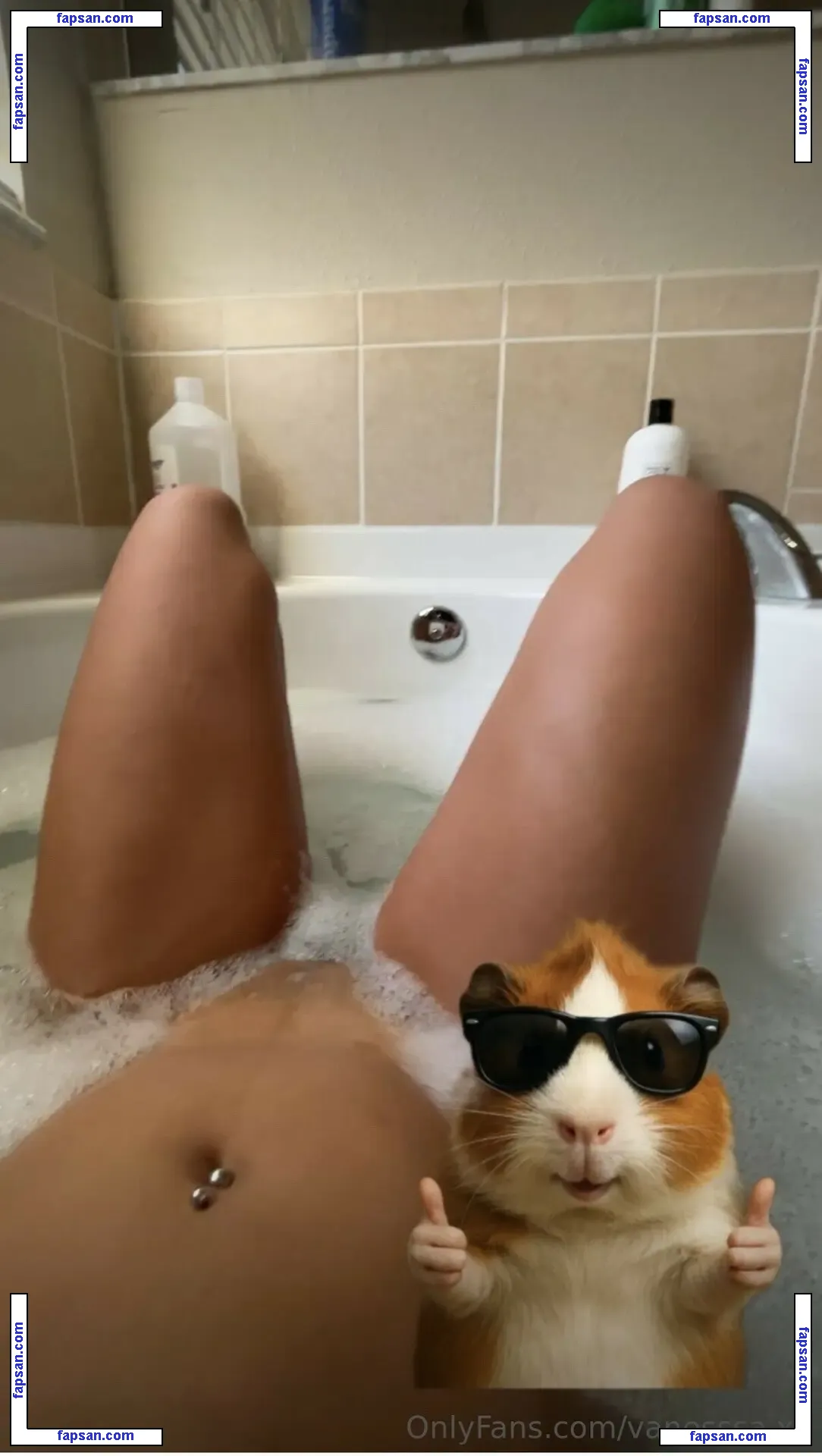 vanesssa.x2 nude photo #0007 from OnlyFans
