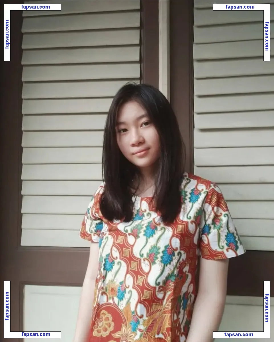 Vania B. Prasetyo голая фото #0004 с Онлифанс