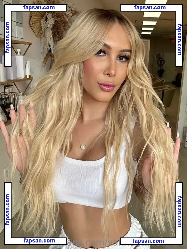 vannahthedoll2.0 nude photo #0004 from OnlyFans