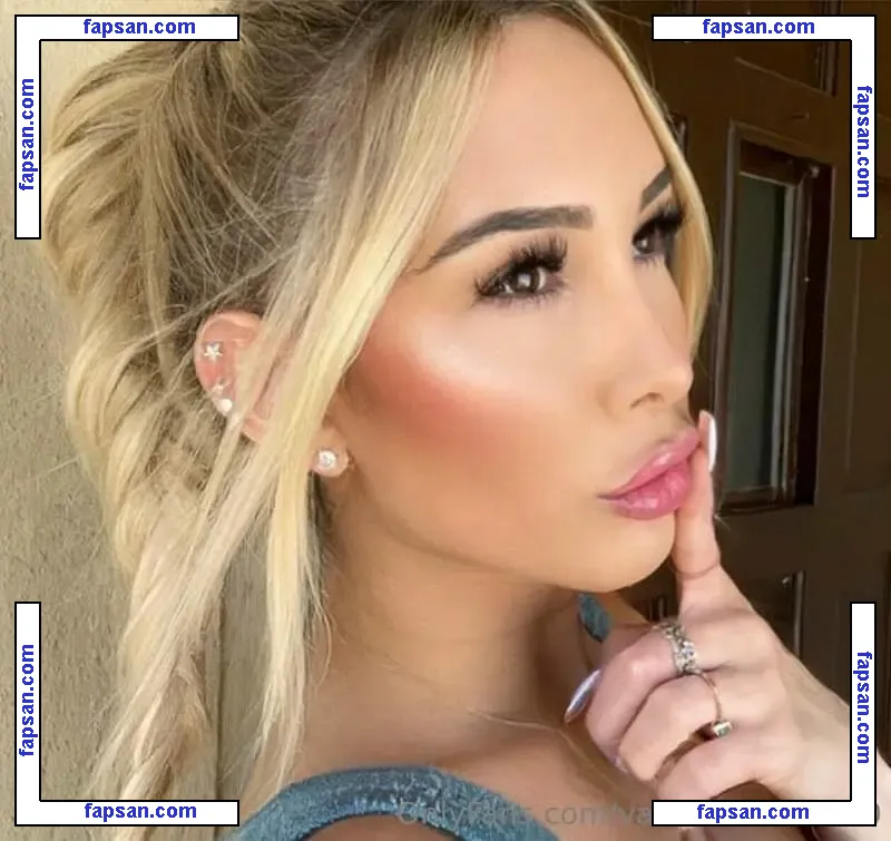 vannahthedoll2.0 nude photo #0010 from OnlyFans