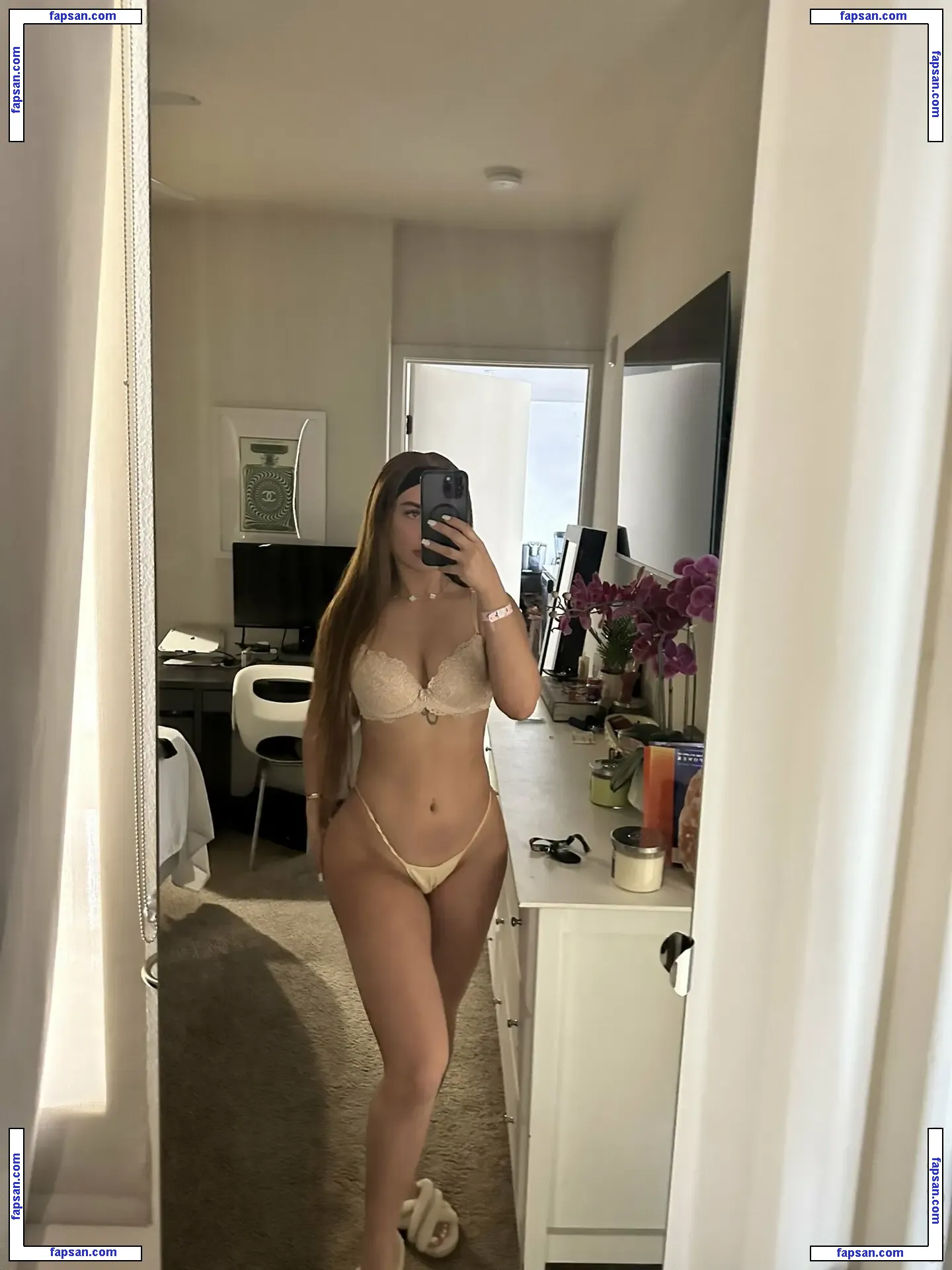 vannnag nude photo #0009 from OnlyFans