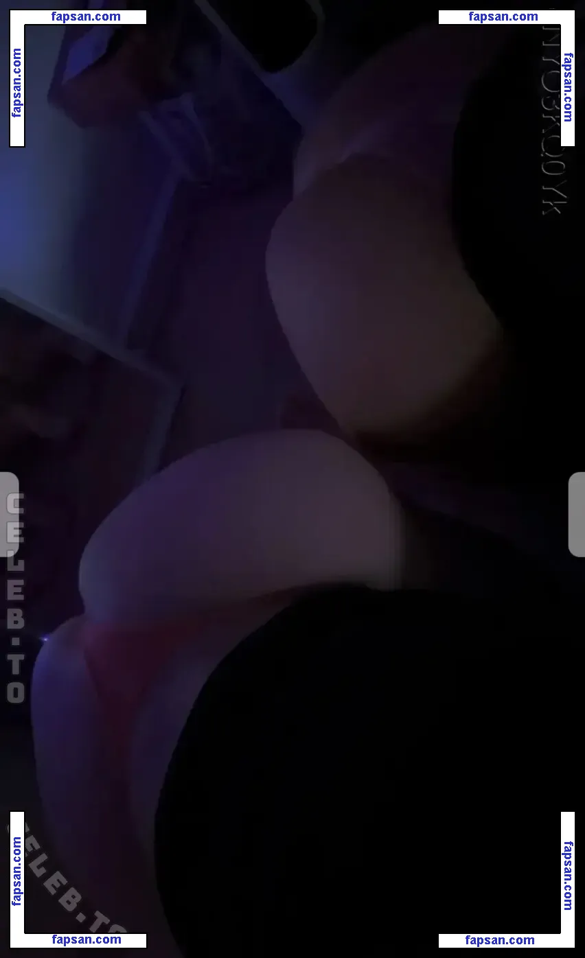 vansch.ski голая фото #0003 с Онлифанс