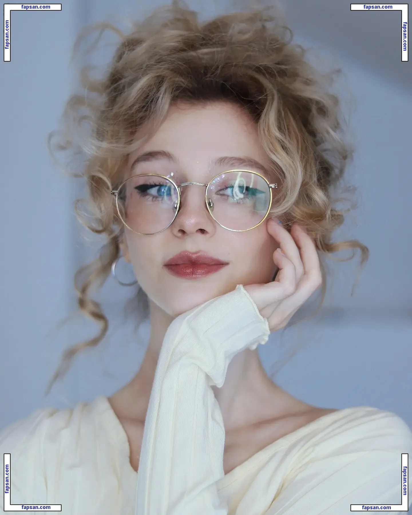 Vanya Jagnić nude photo #0008 from OnlyFans