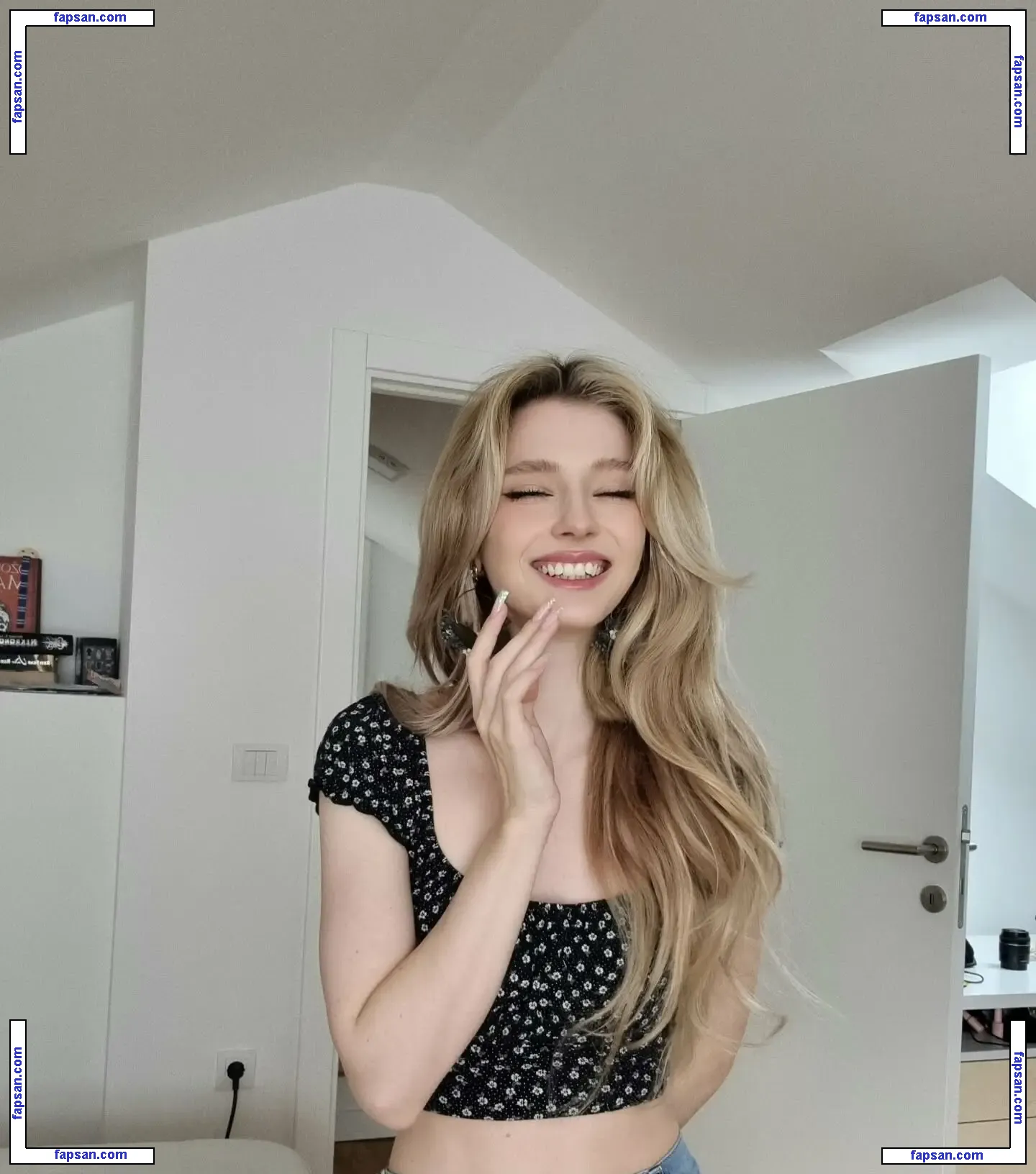 Vanya Jagnić nude photo #0043 from OnlyFans