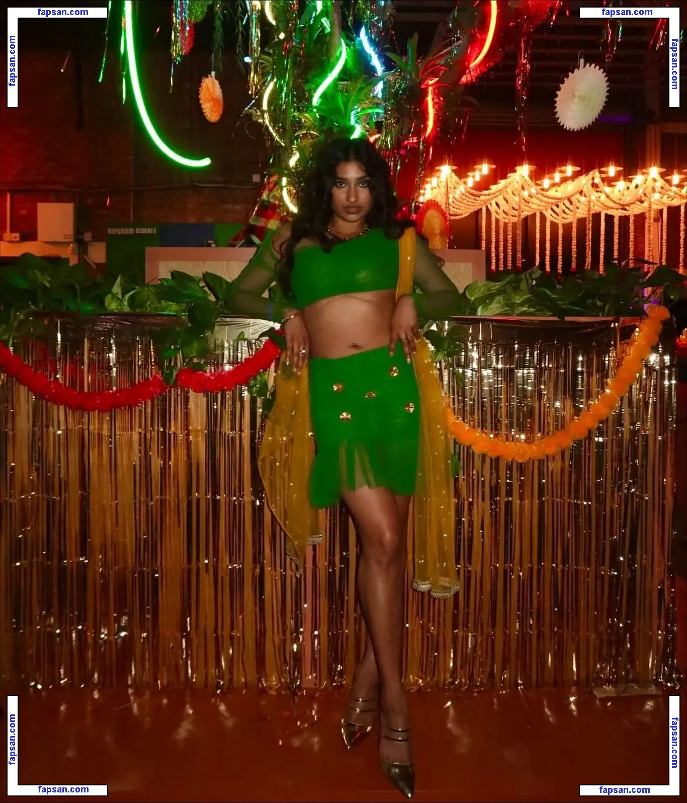 Varada Sethu голая фото #0029 с Онлифанс