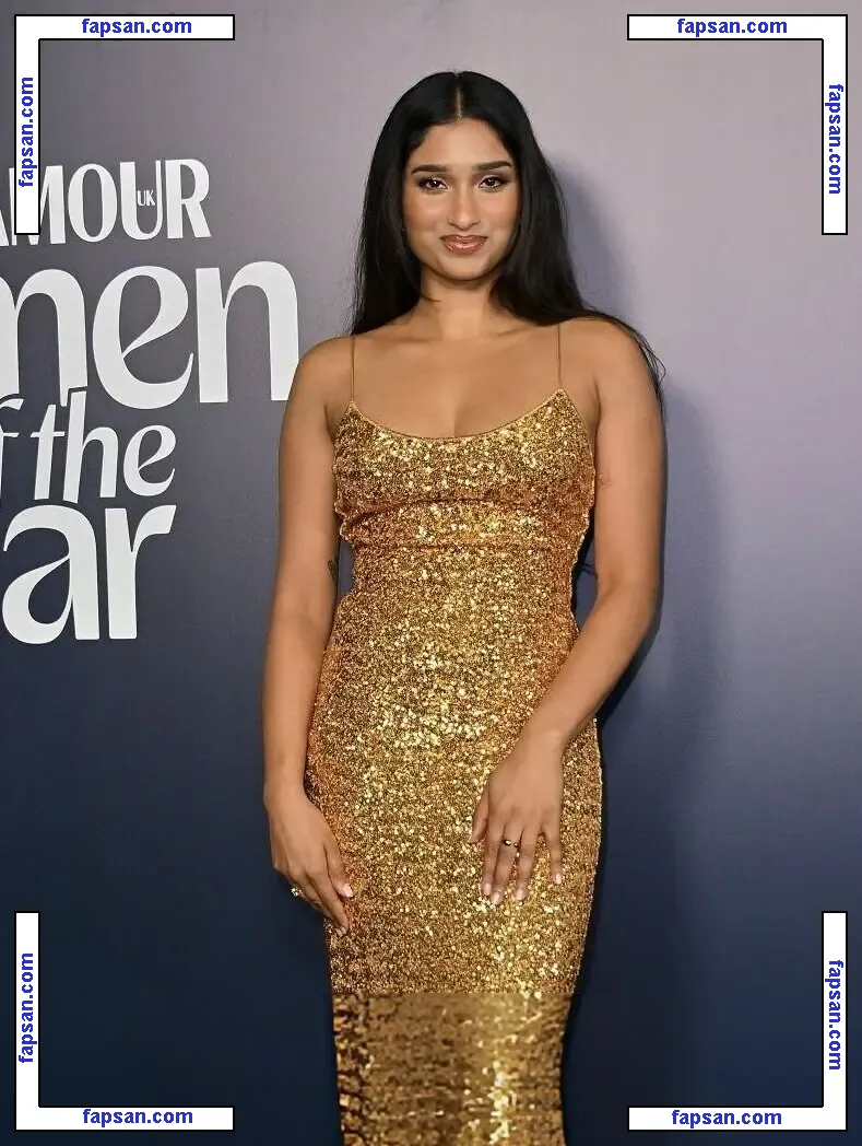 Varada Sethu голая фото #0044 с Онлифанс