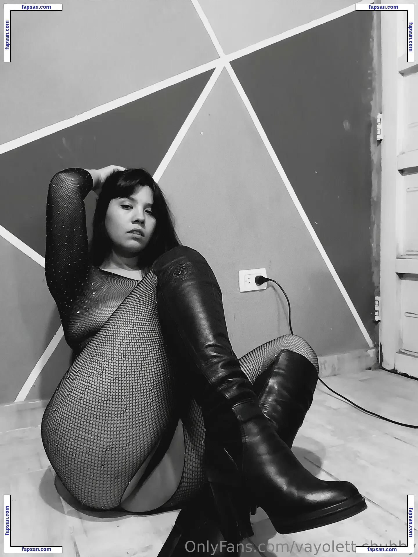 vayolett.chubby nude photo #0003 from OnlyFans
