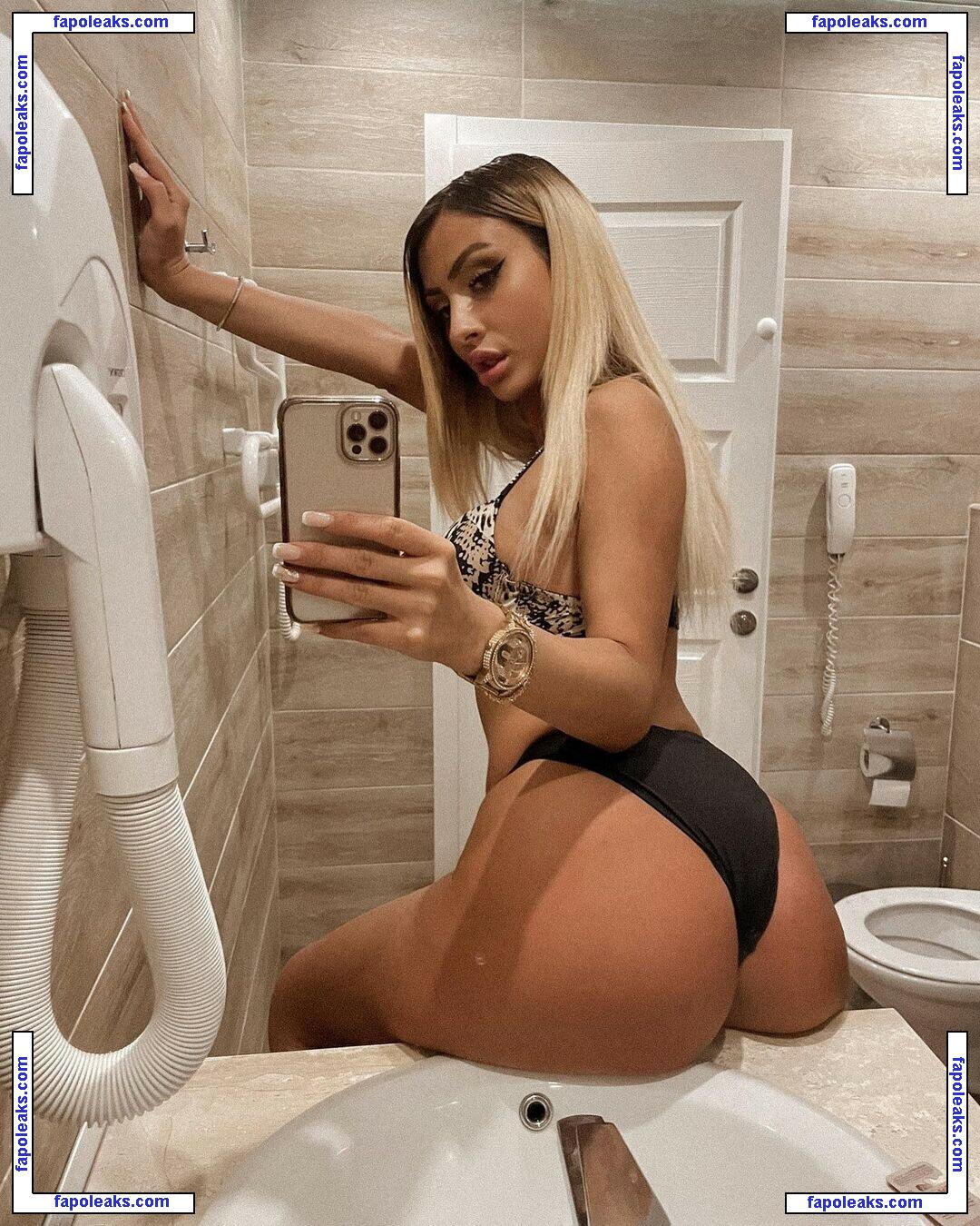 vazzzlegramm / vazzzle nude photo #0003 from OnlyFans