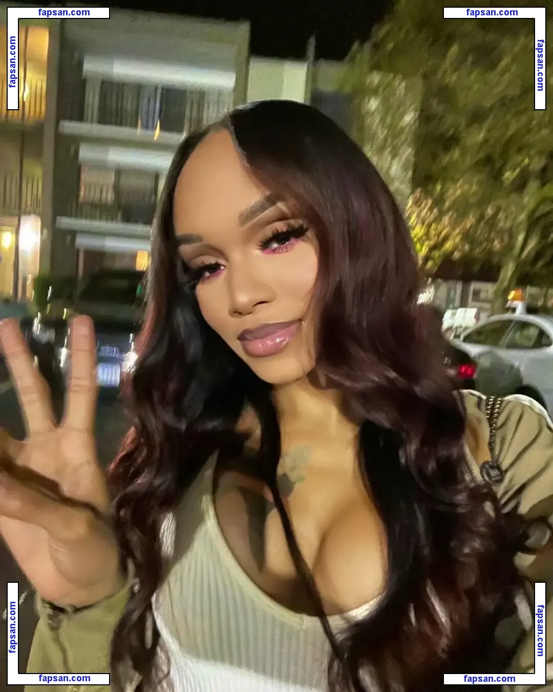 vbust4liyah голая фото #0009 с Онлифанс