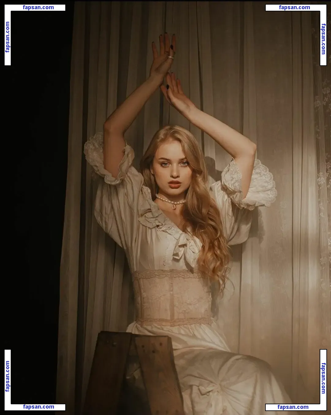 v.dukhota голая фото #0003 с Онлифанс