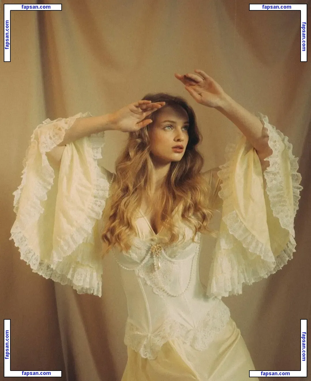 v.dukhota голая фото #0005 с Онлифанс