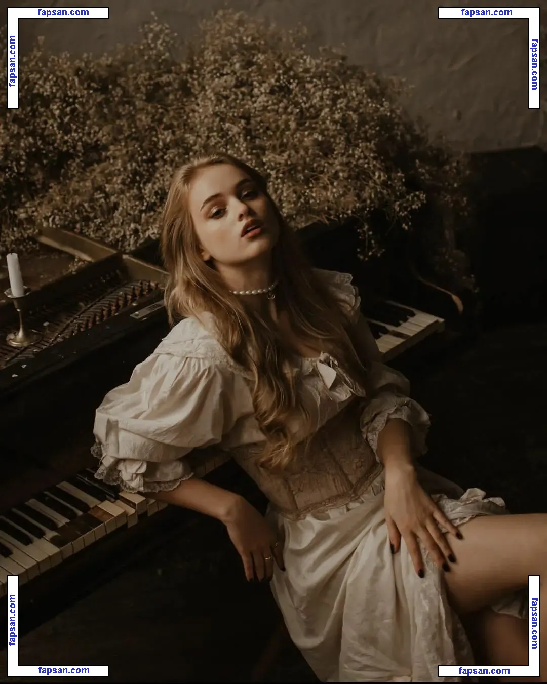 v.dukhota голая фото #0008 с Онлифанс