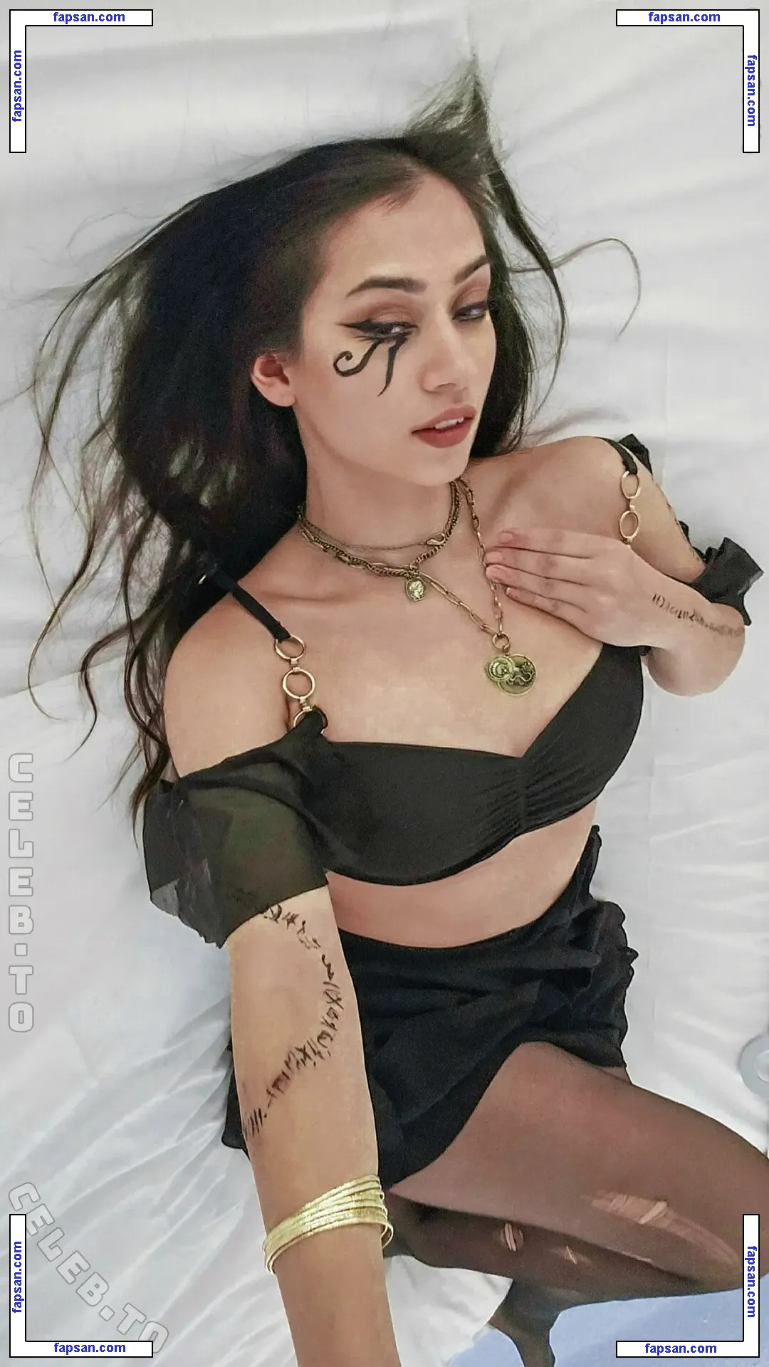 VDarquise nude photo #0114 from OnlyFans