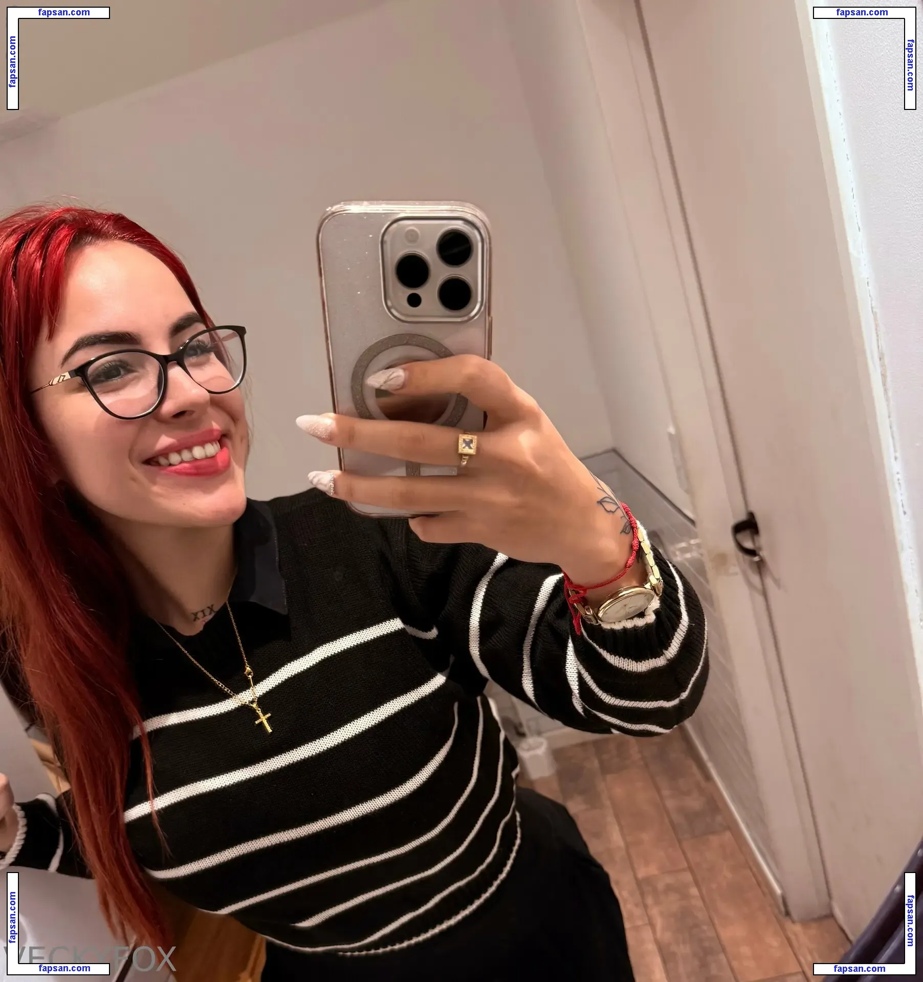 veckyfox nude photo #0028 from OnlyFans
