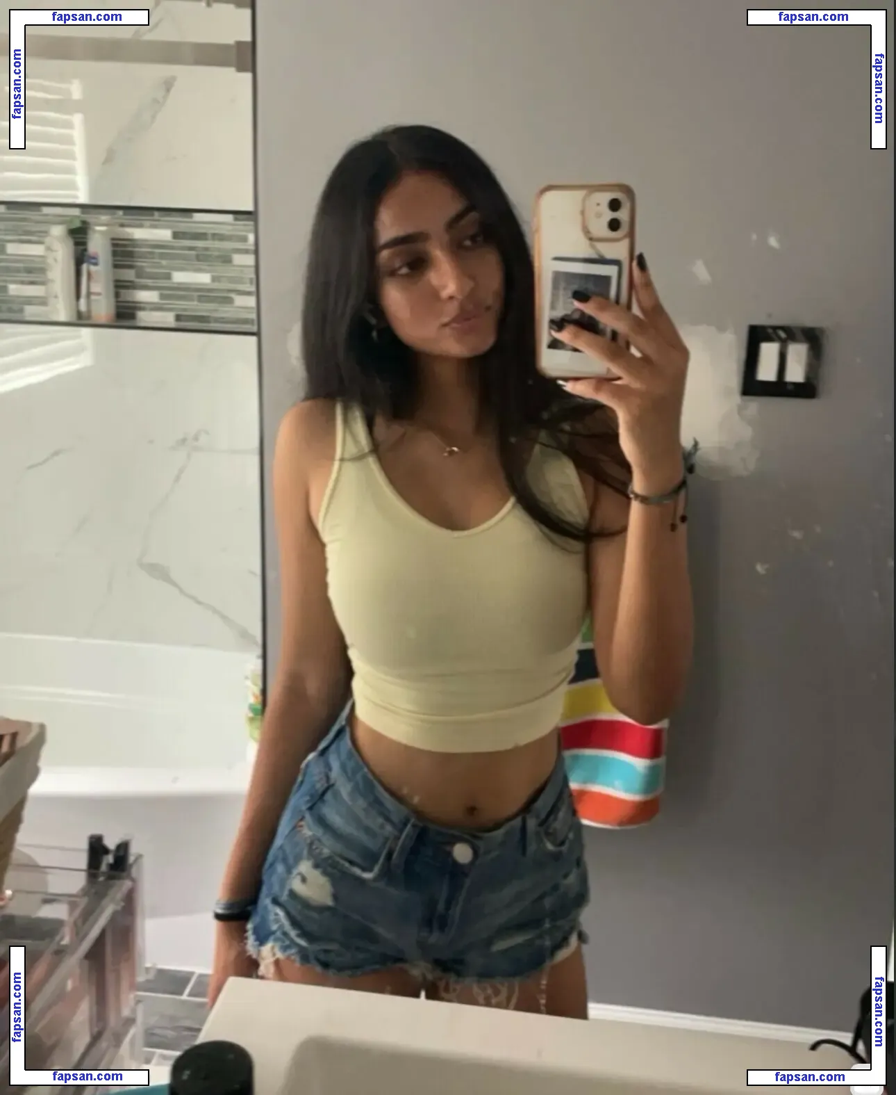 Veda Viswanath голая фото #0006 с Онлифанс