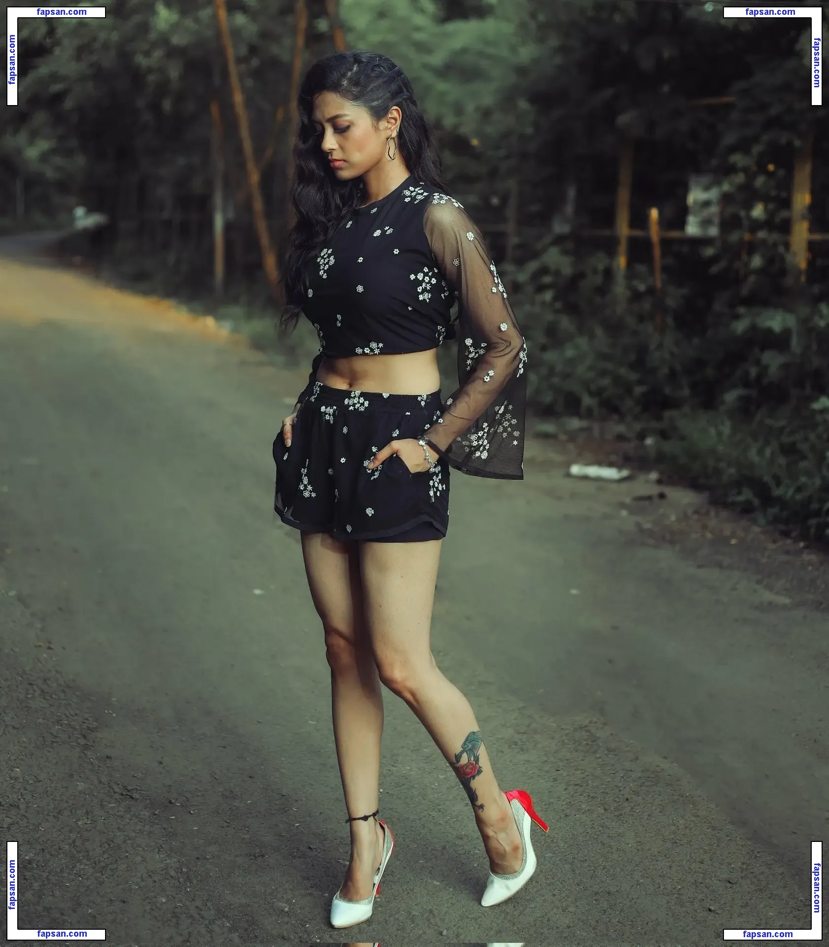 Vedieka Dutt nude photo #0004 from OnlyFans
