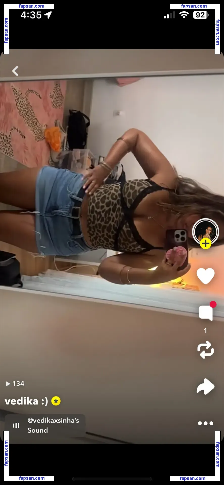 Vedika Sinha голая фото #0008 с Онлифанс