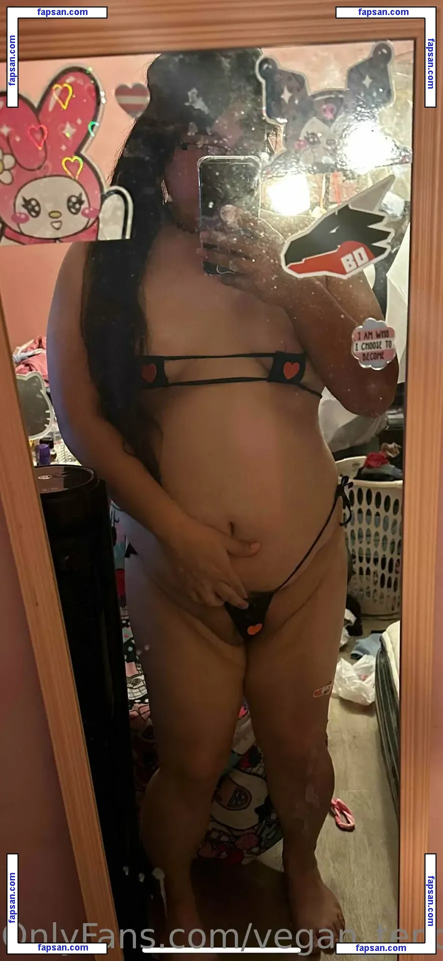 vegan_tendies nude photo #0005 from OnlyFans