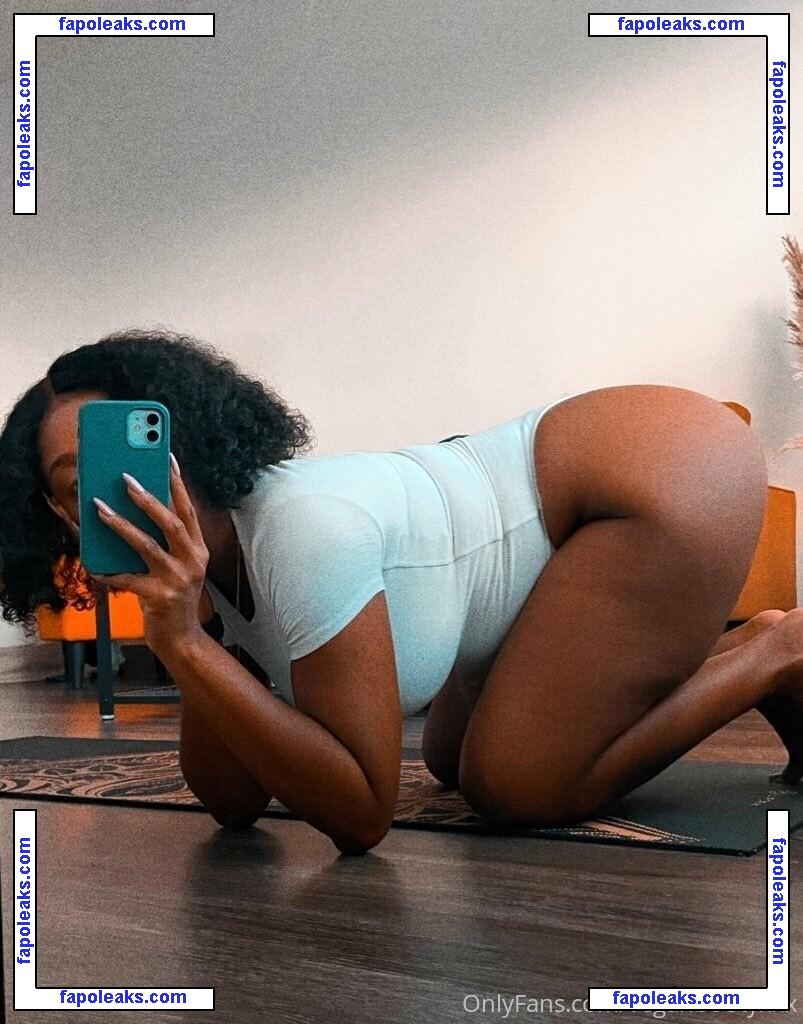 veganbootyxxx / veganbooties nude photo #0023 from OnlyFans