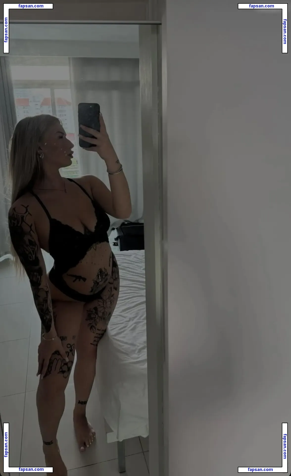 Venomous baddie nude photo #0006 from OnlyFans