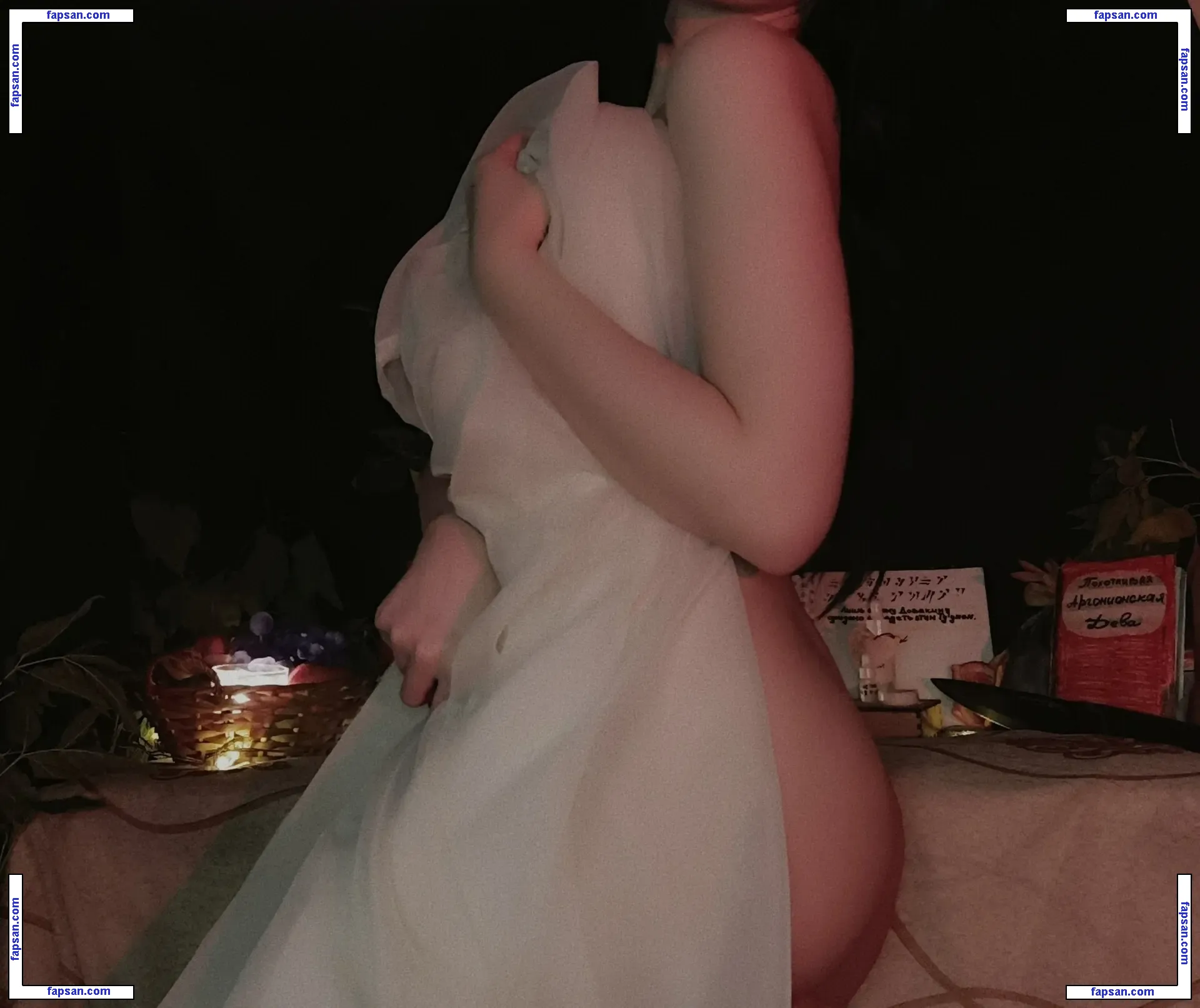 veon nude photo #0010 from OnlyFans