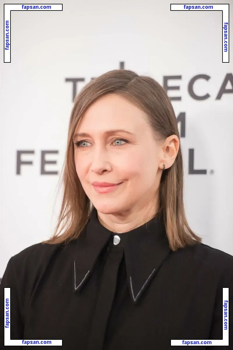 Vera Farmiga голая фото #0306 с Онлифанс