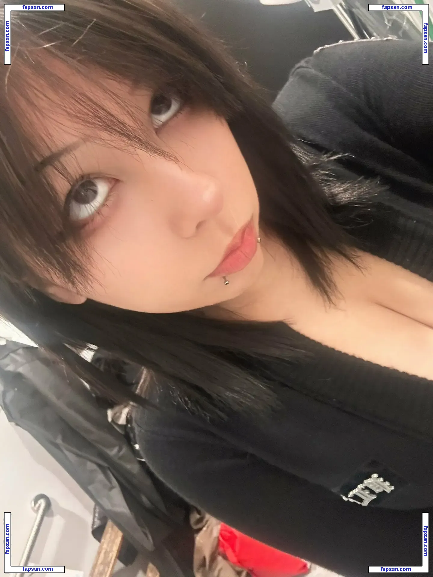 Verabul_e голая фото #0002 с Онлифанс