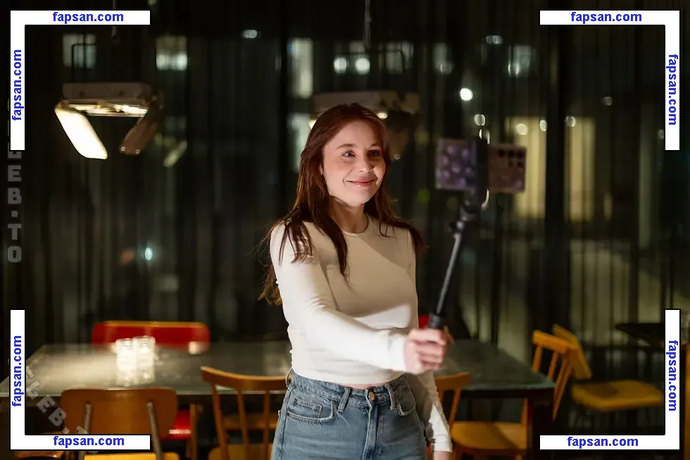 Verena Ullrich голая фото #0062 с Онлифанс