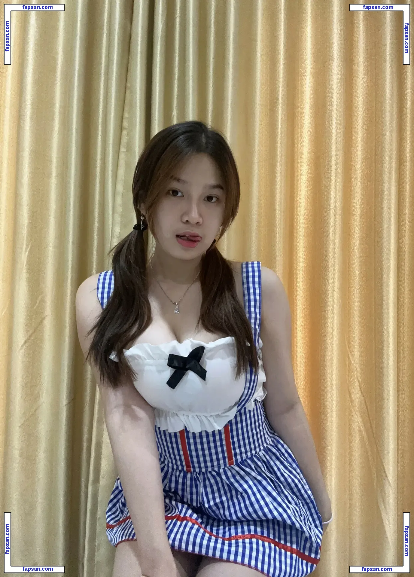 Verllyaling голая фото #0006 с Онлифанс