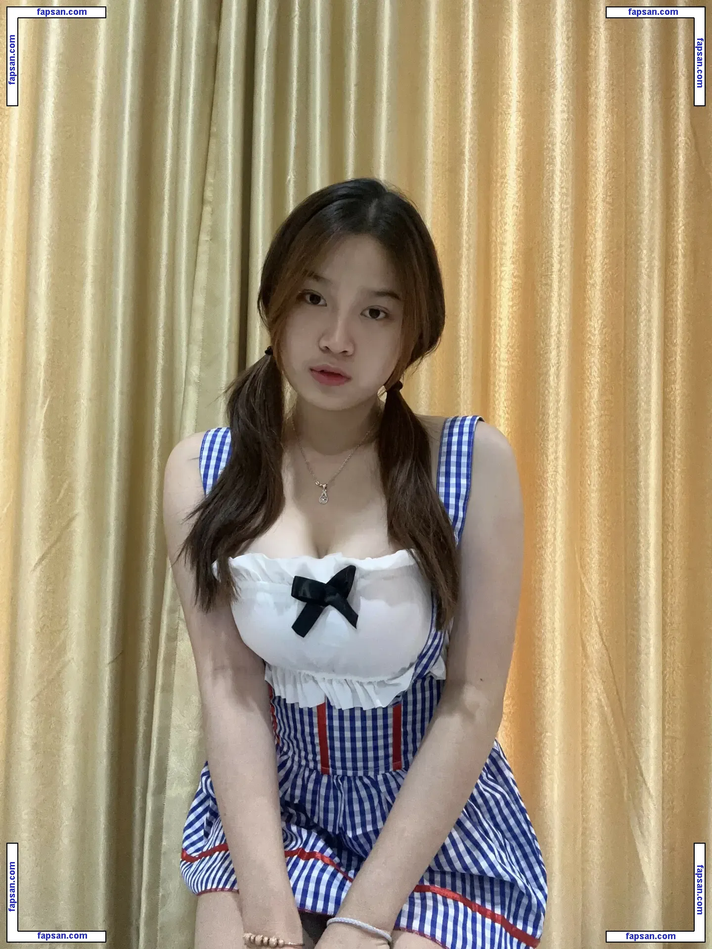 Verllyaling голая фото #0007 с Онлифанс