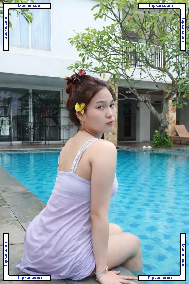 Verllyaling nude photo #0018 from OnlyFans