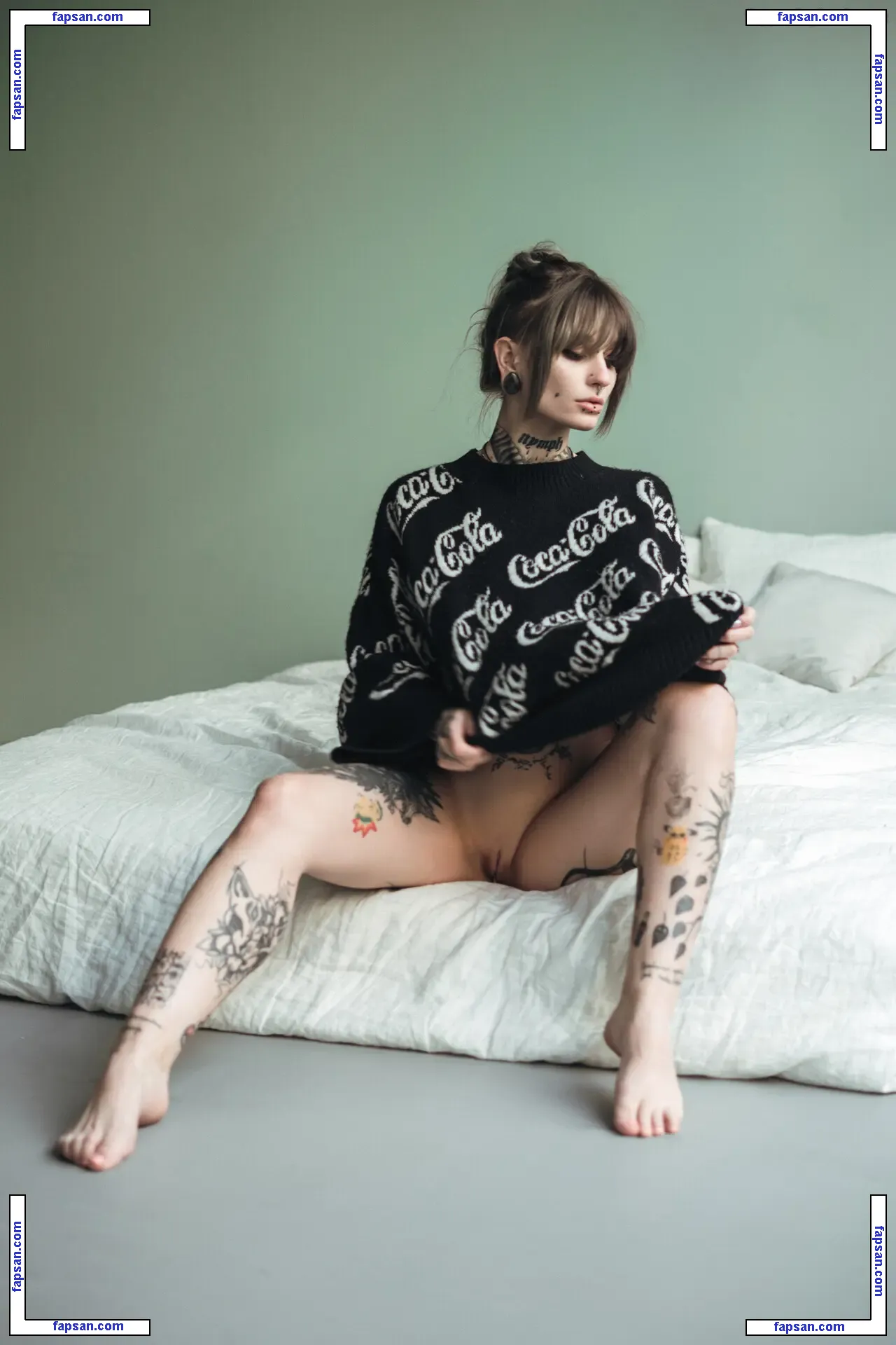 vi.vix голая фото #0001 с Онлифанс