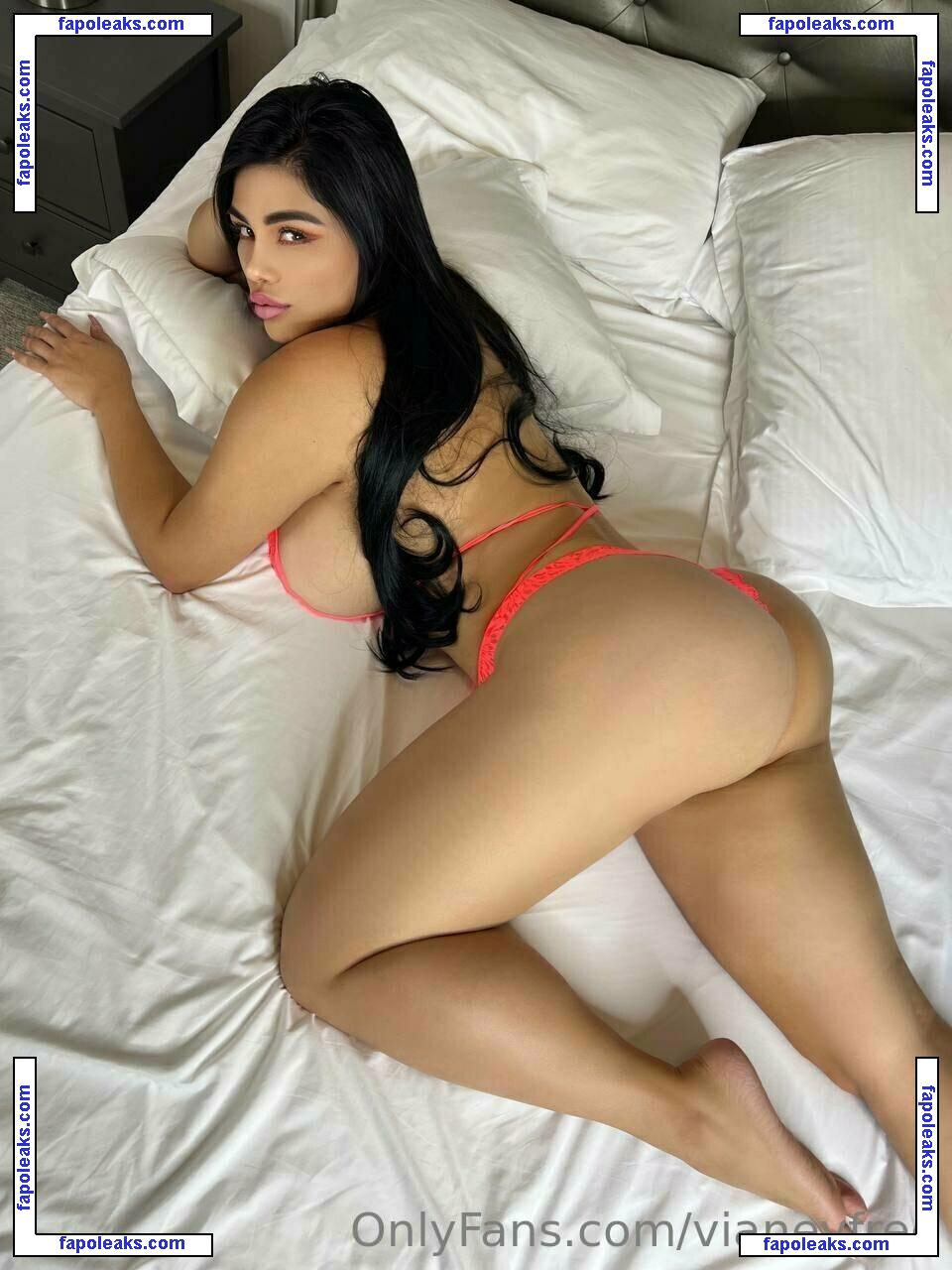 vianeyfree / vianeyfrias nude photo #0063 from OnlyFans