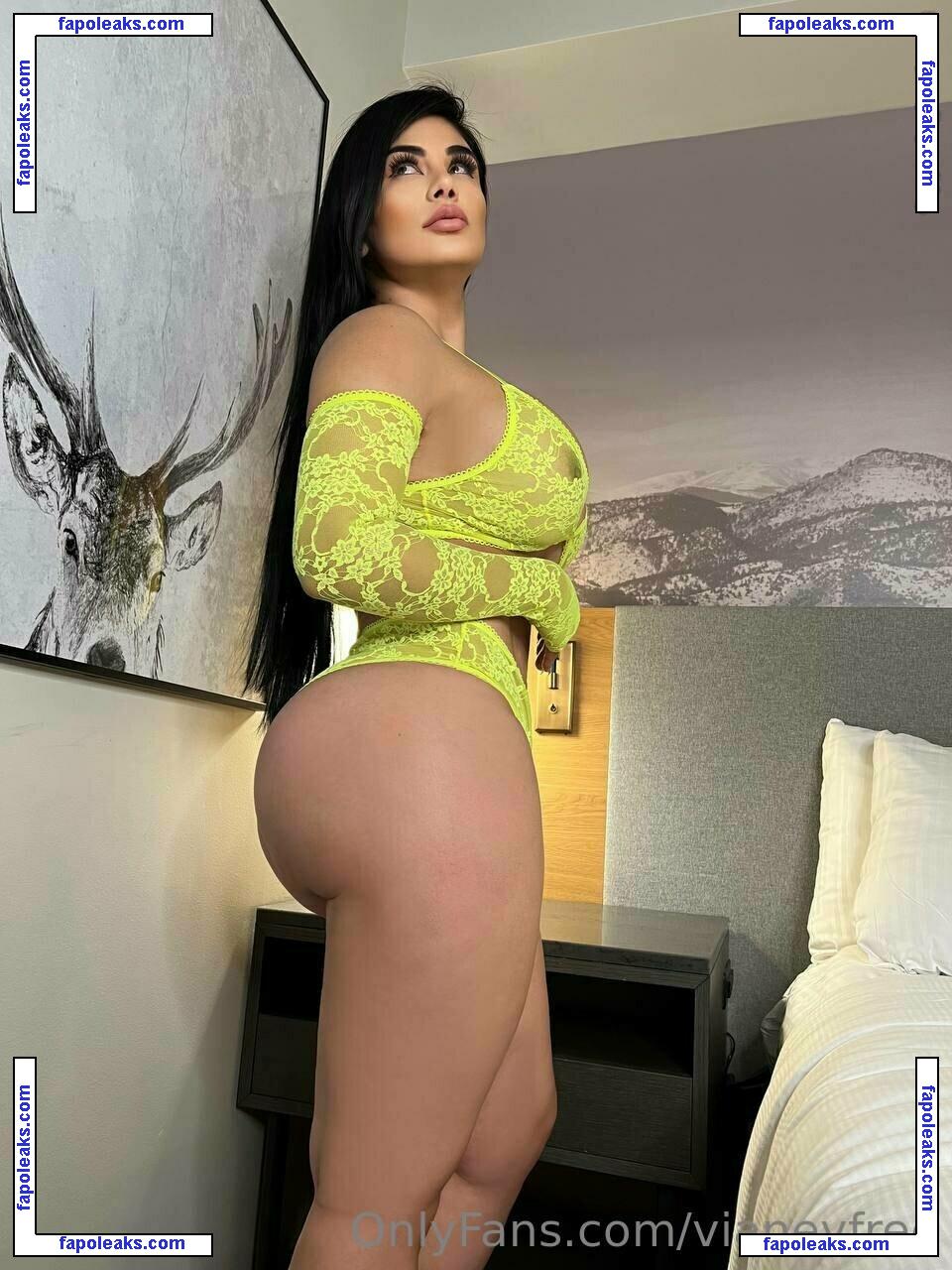 vianeyfree / vianeyfrias nude photo #0204 from OnlyFans