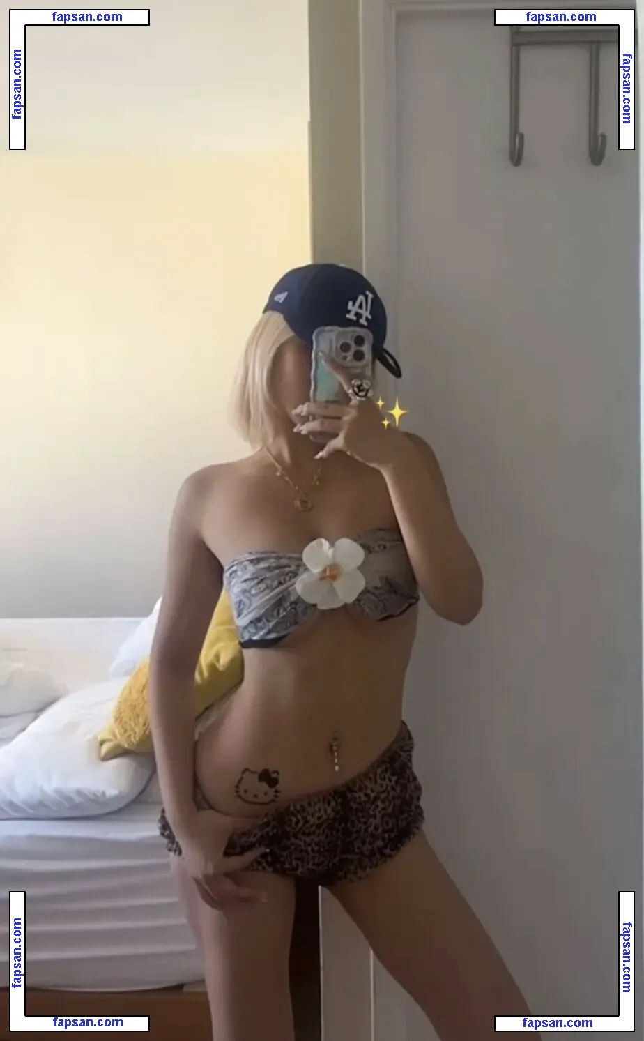 vickie_pong nude photo #0026 from OnlyFans