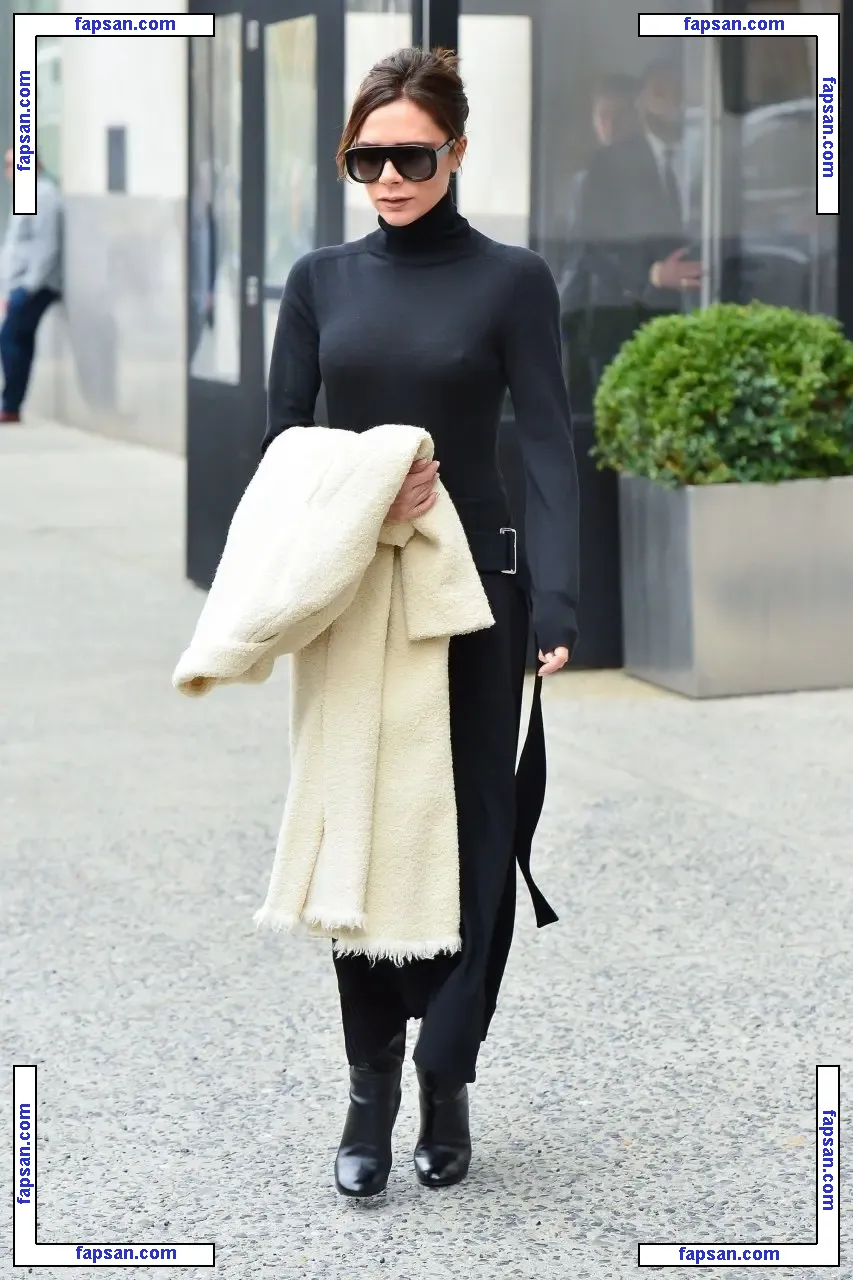 Victoria Beckham голая фото #0030 с Онлифанс