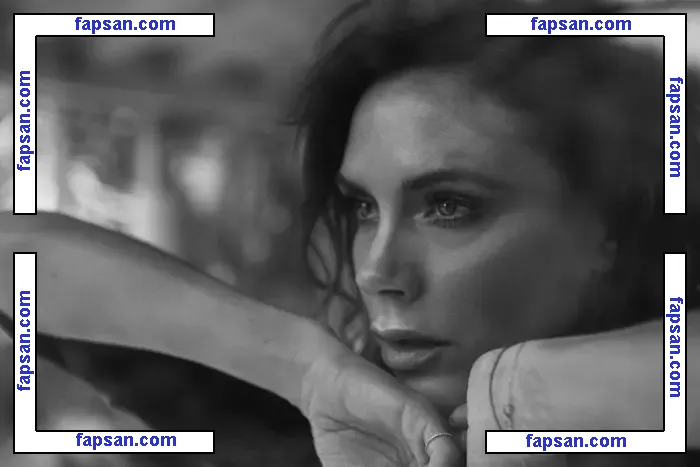 Victoria Beckham голая фото #0075 с Онлифанс