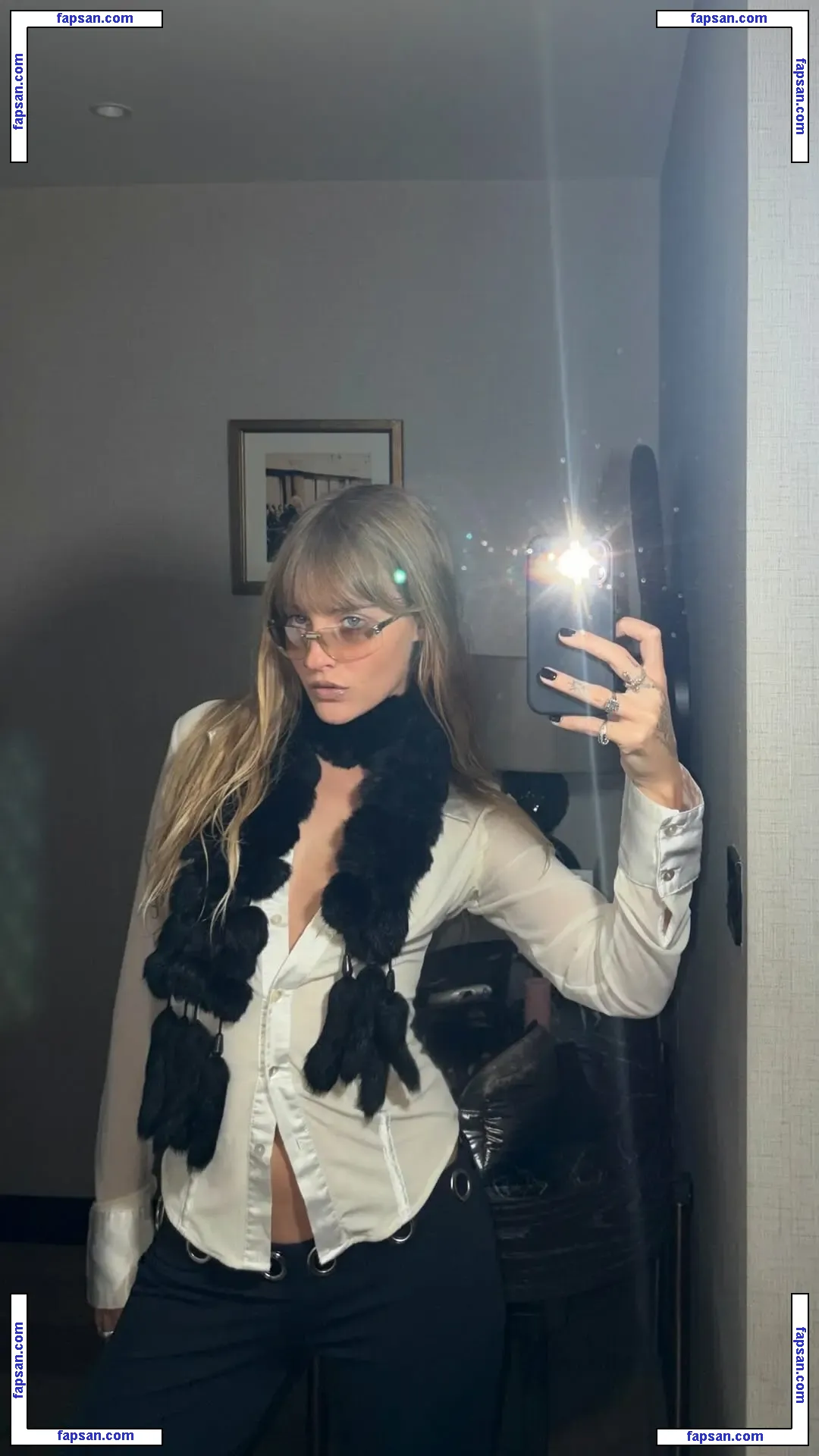 Victoria De Angelis nude photo #0794 from OnlyFans