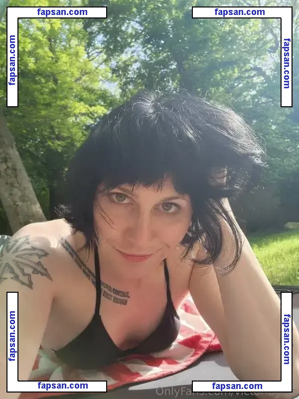 Victoria Glee nude photo #0021 from OnlyFans