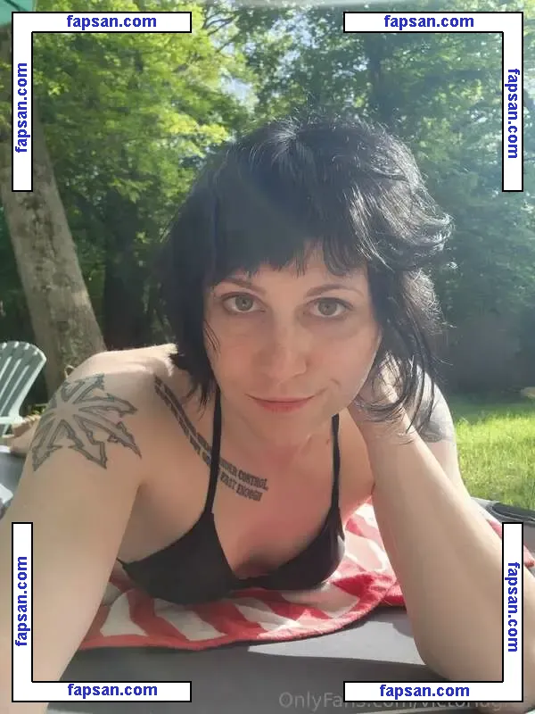 Victoria Glee nude photo #0022 from OnlyFans