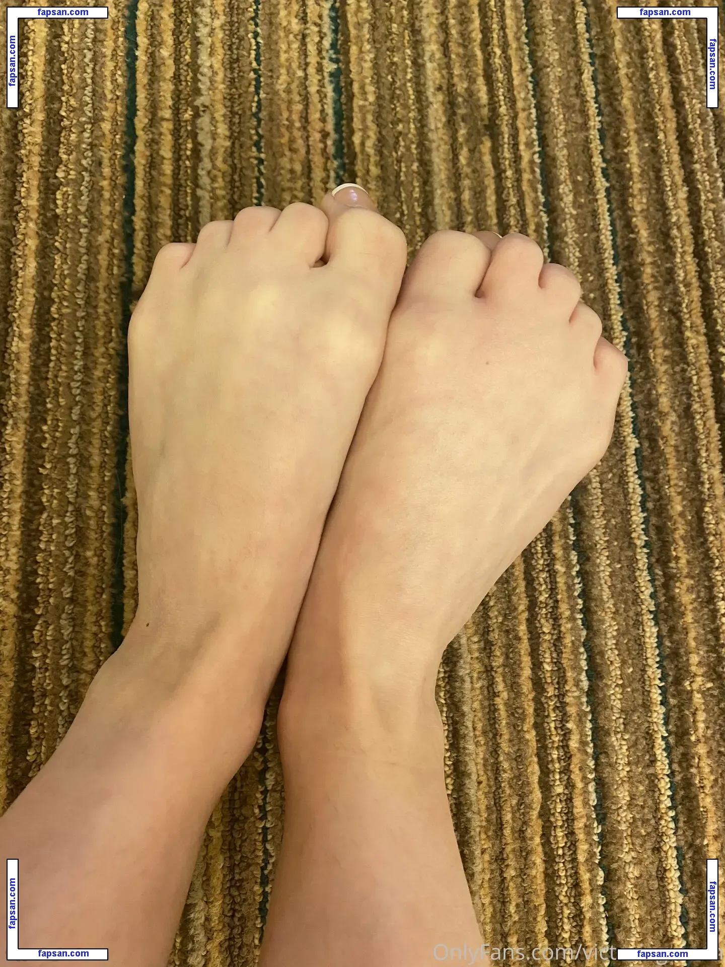 Victoria Gracen nude photo #0019 from OnlyFans