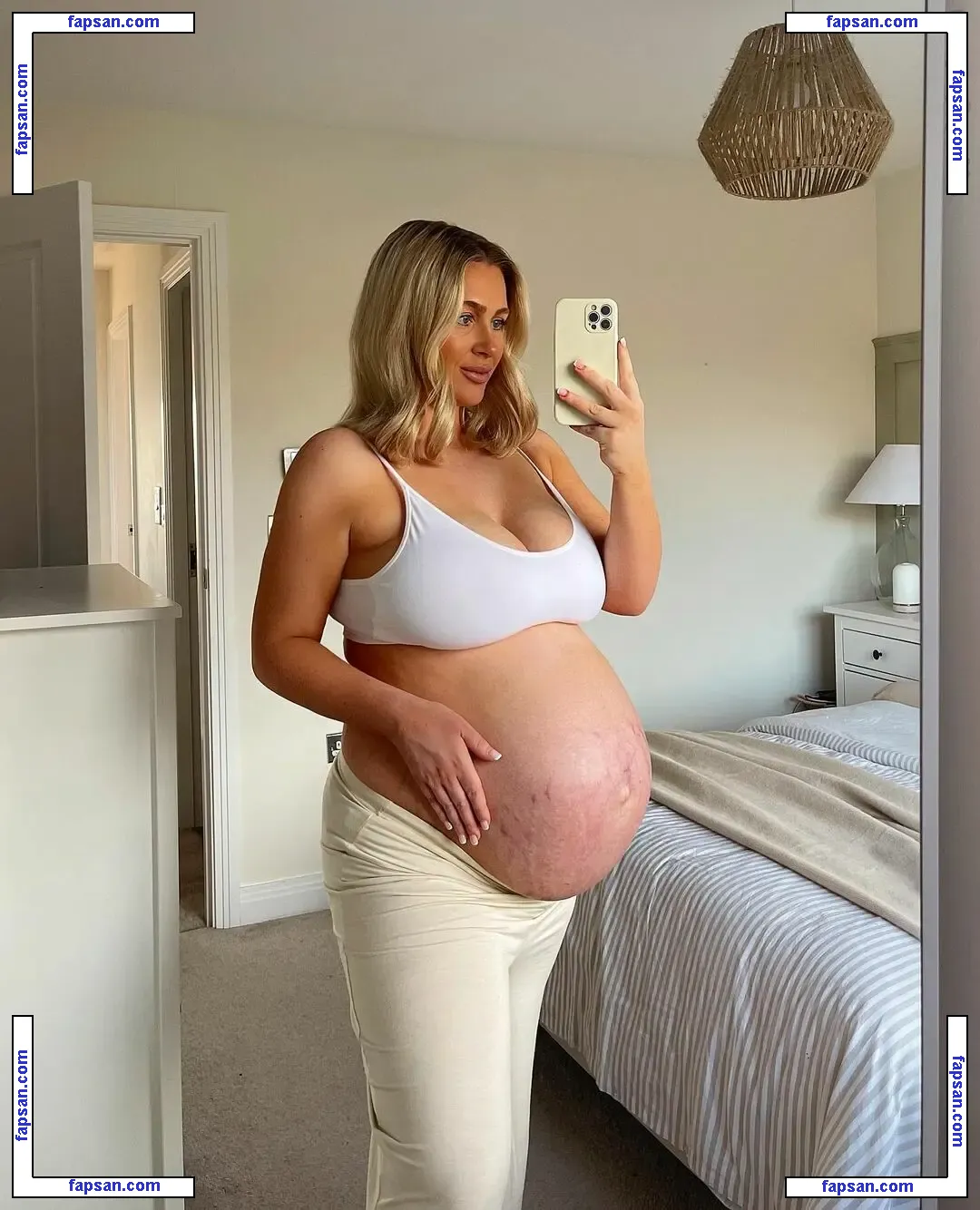Victoria Hearn nude photo #0007 from OnlyFans