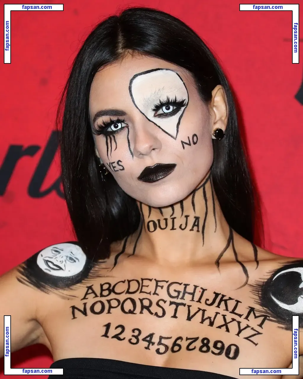 Victoria Justice nude photo #0353 from OnlyFans
