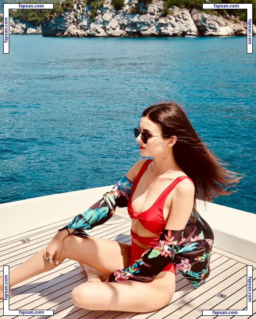 Victoria Justice голая фото #0534 с Онлифанс